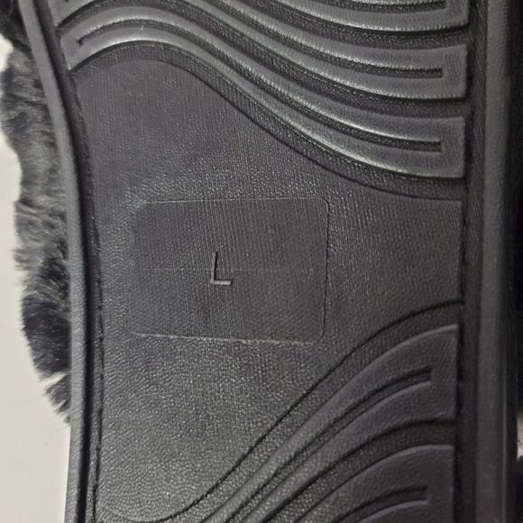 FamiPort Fuzzy Fur Cross-Band Cushioned Non-Slip indoor/outdoor slippers - Picture 10 of 14